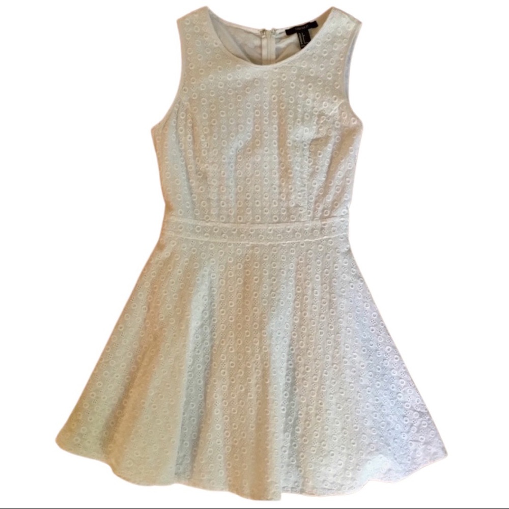 Forever 21 small white eyelet print dress - Picture 2 of 5